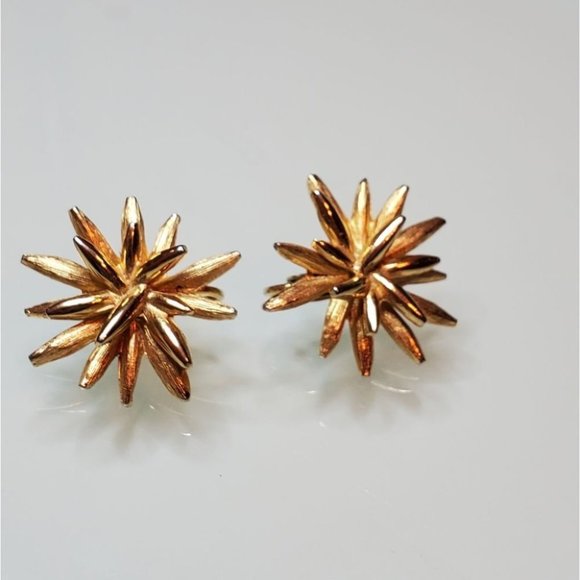 undefined Jewelry - Marcel Boucher vintage gold toned clip on starburst 3D earrings